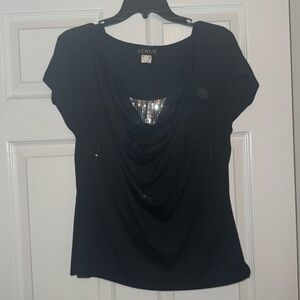 Short sleeve top with sequin insert